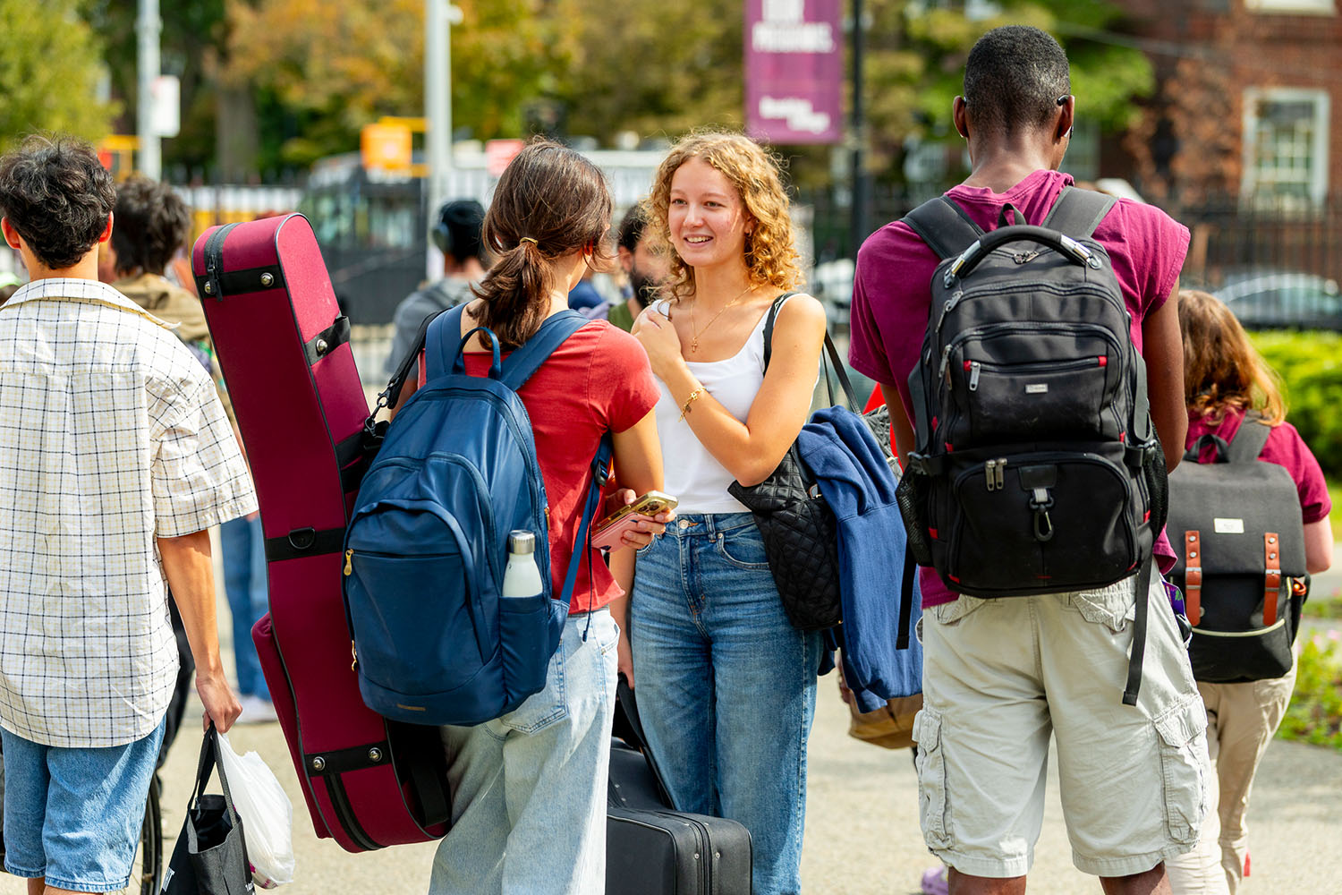 Handelman_2025_0005_Students_on_Campus_1_1500x1000