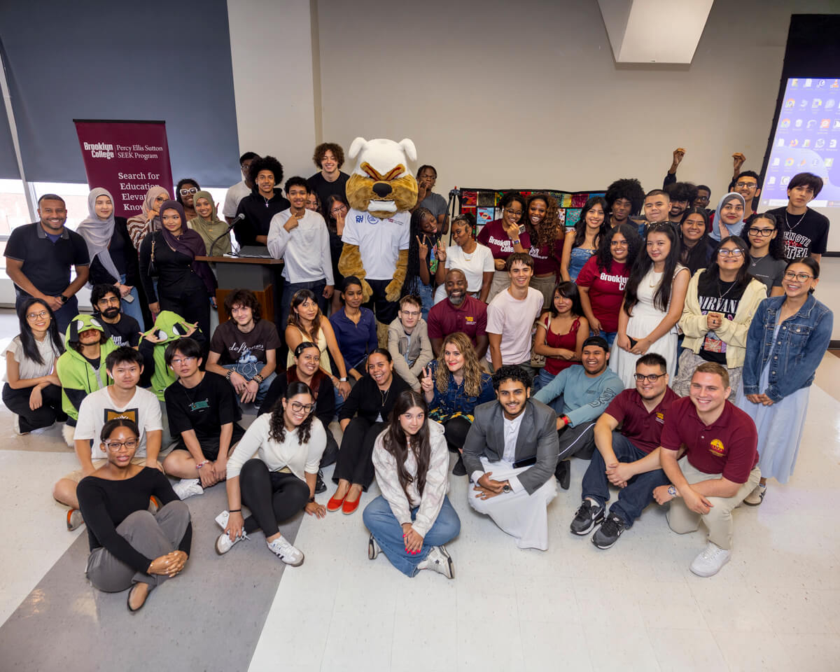 Image of SEEK staff and students.