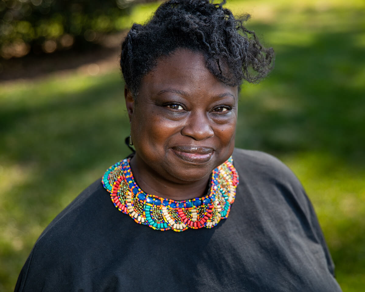 ENGL-BIO-Rosamond-King-36-Rosamond-King_2022_4643_1500x-Featured