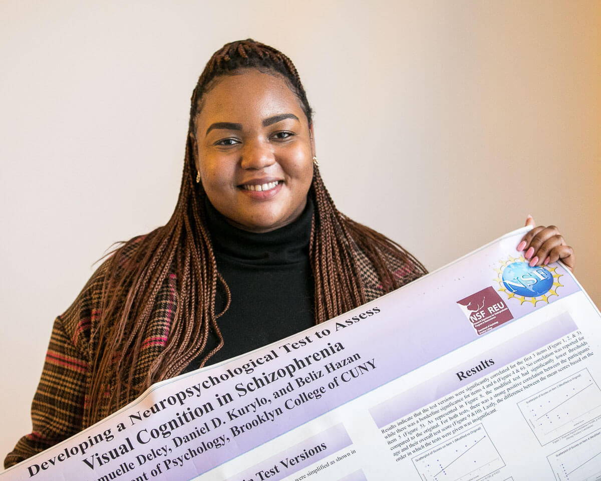 Psychology Major Wins Award at Annual Biomedical Research Conference for Minority Students